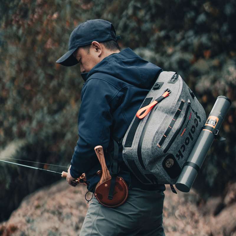 Fly Fishing Slings & Packs 10–24L — TPU جوش داده شده، زیپ هوادار | OEM